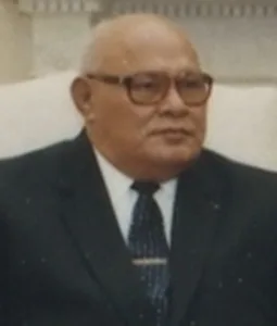 Tofilau Eti Alesana