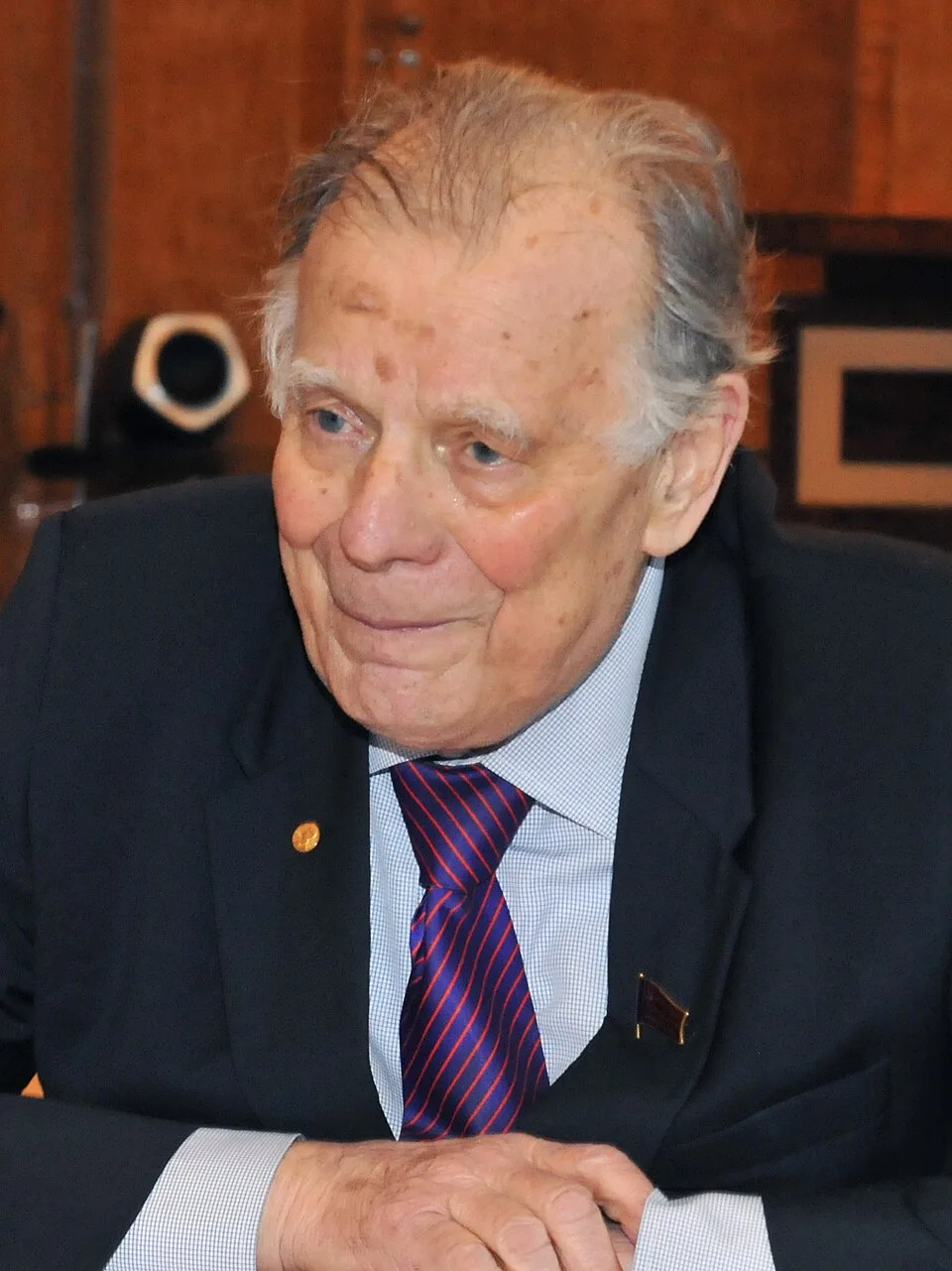 Zhores Ivánovich Alferov