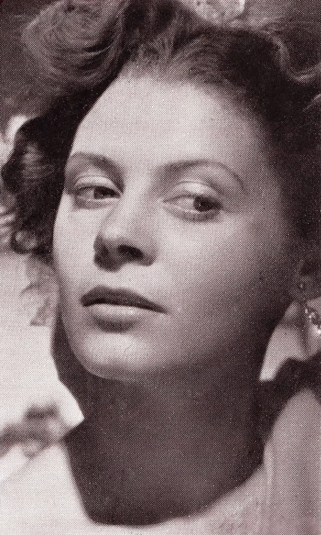 Lianella Carell