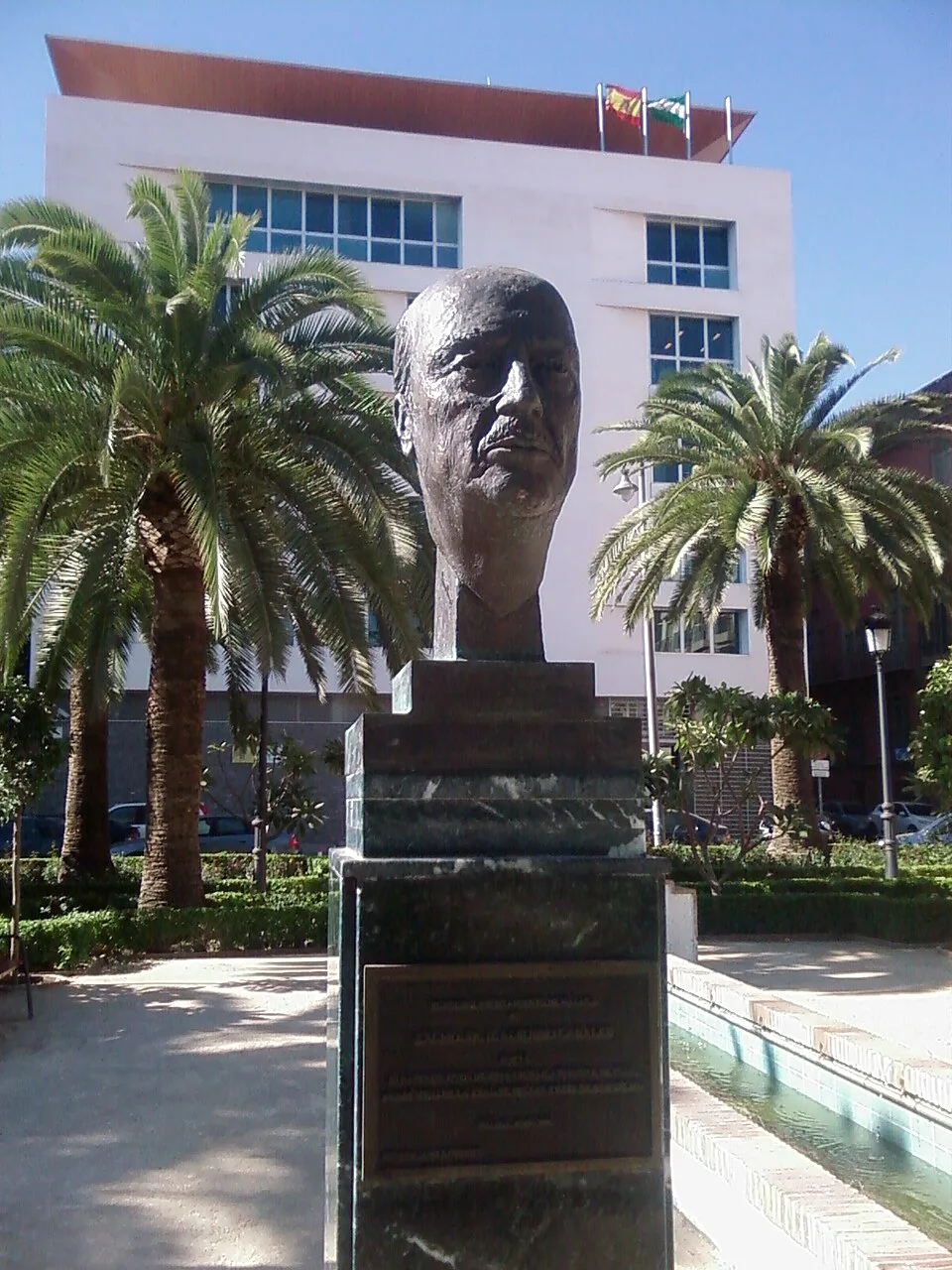 Alfonso Canales