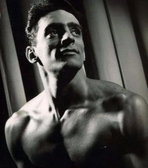 Roberto Cobo