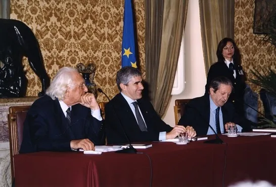 Nello Ajello