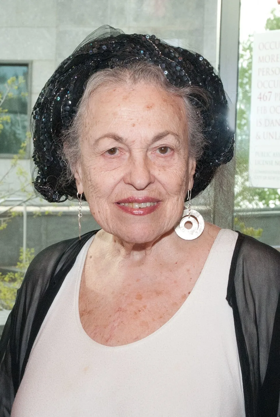 Helène Aylon