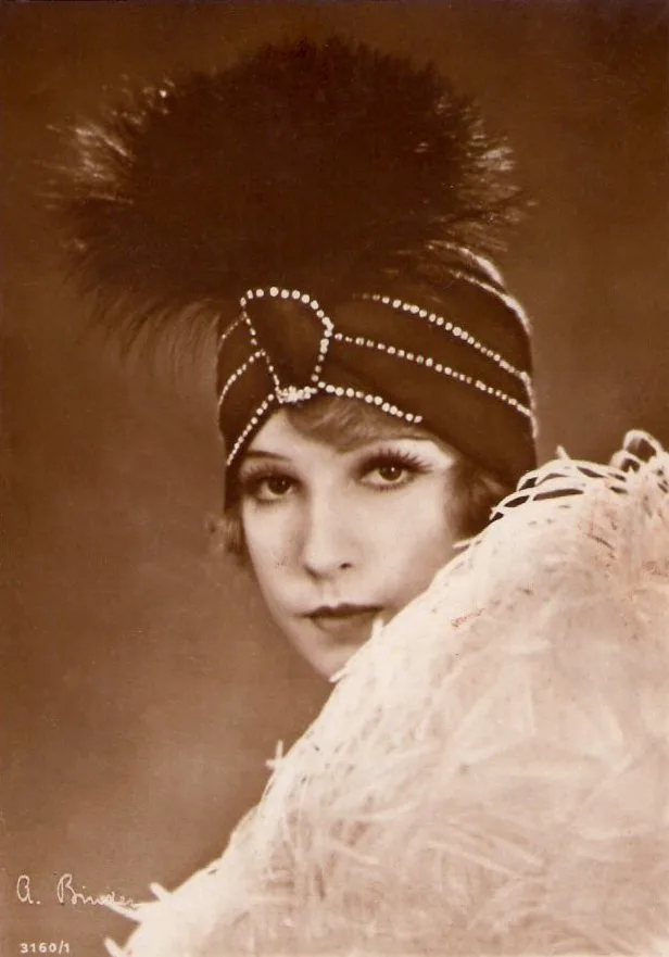 Lili Damita