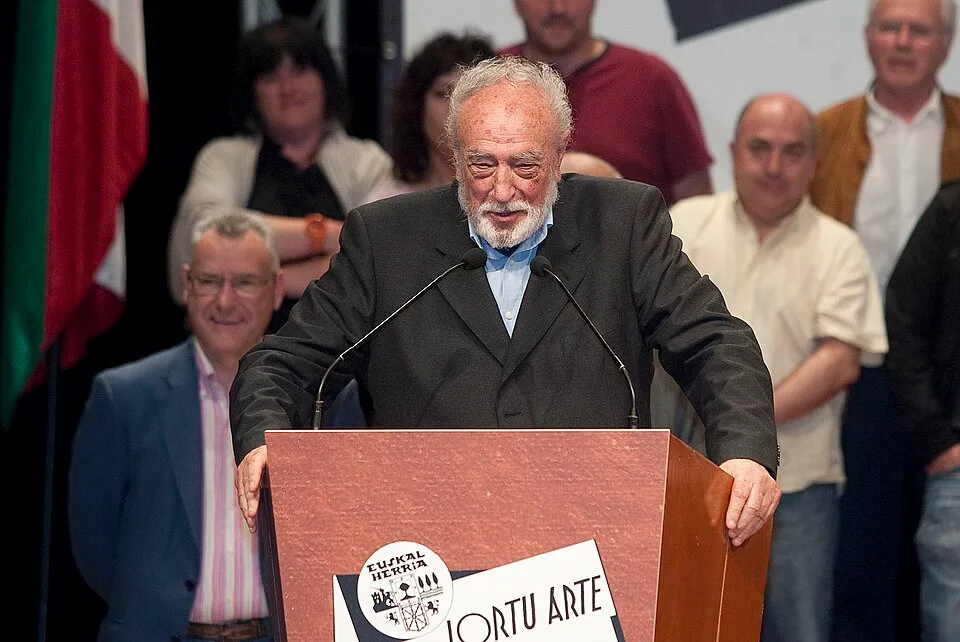 Néstor Basterretxea