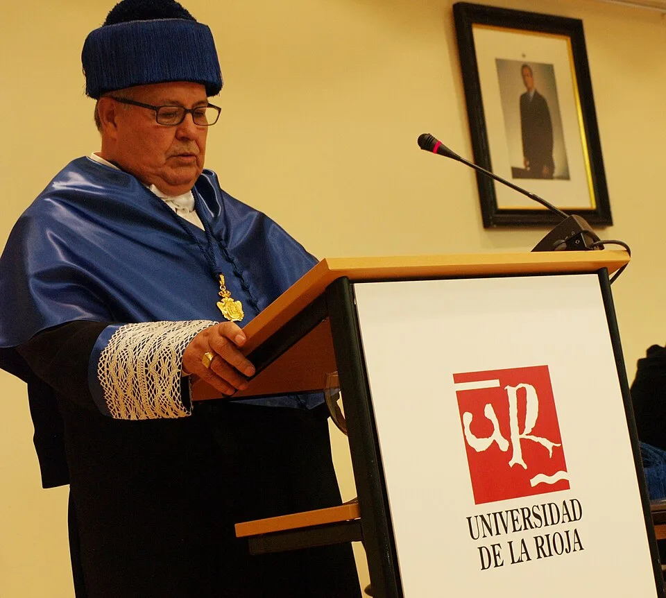 José Barluenga