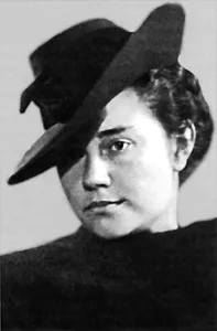 Yevguenia Antípova