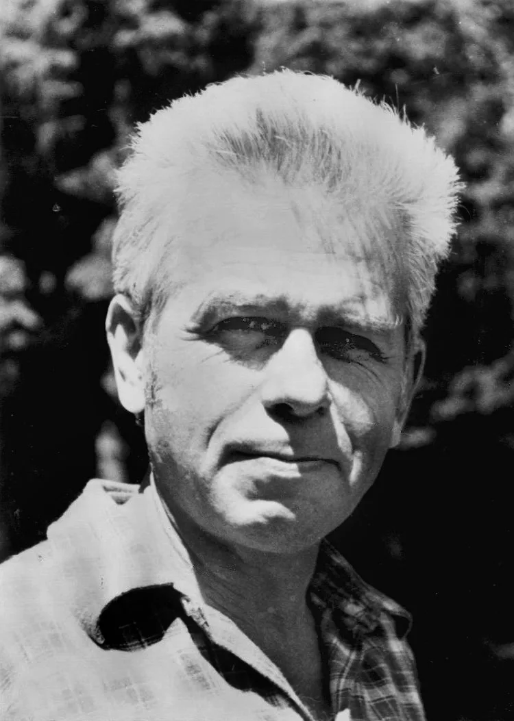 Edison Denísov