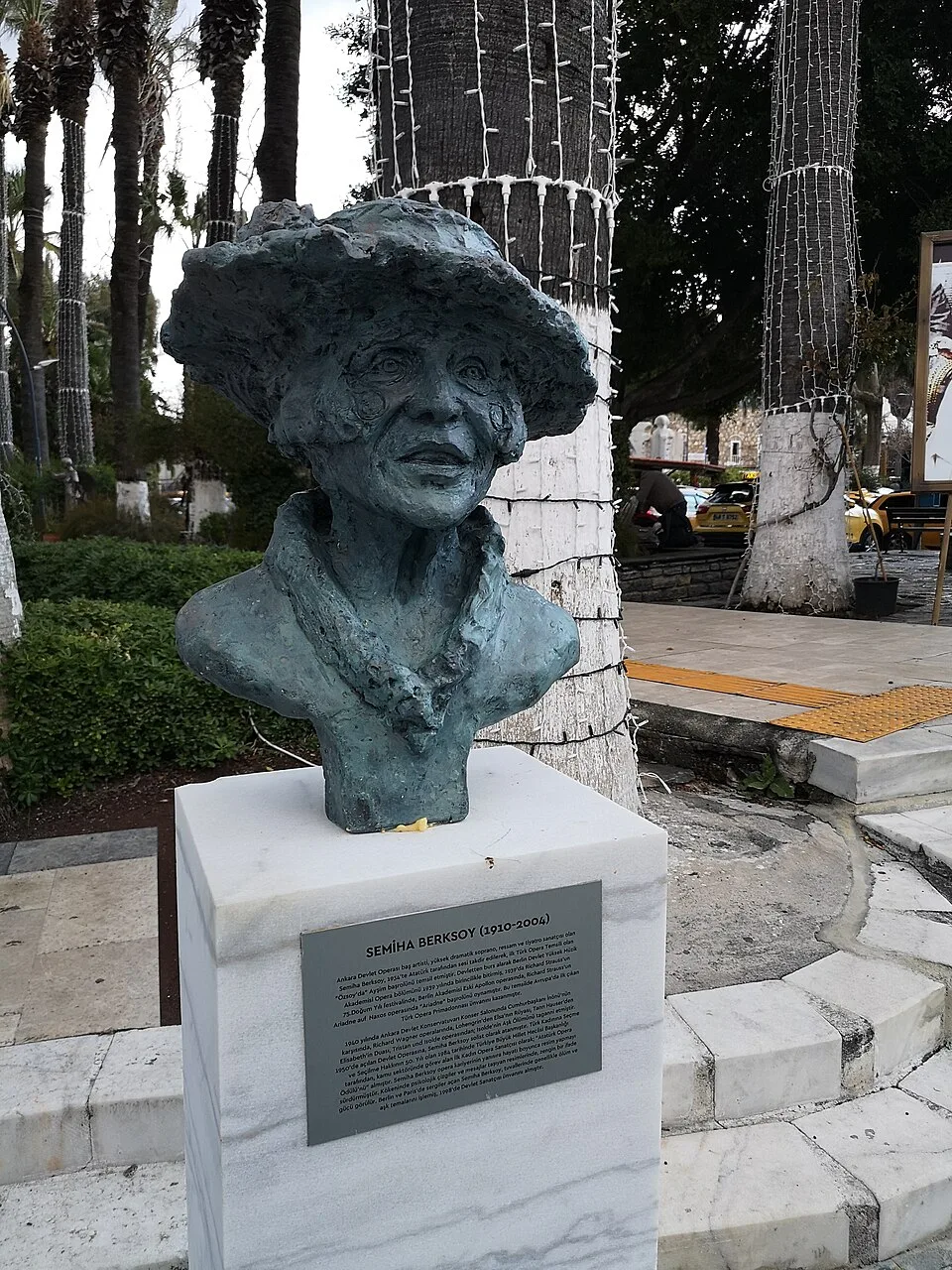 Semiha Berksoy