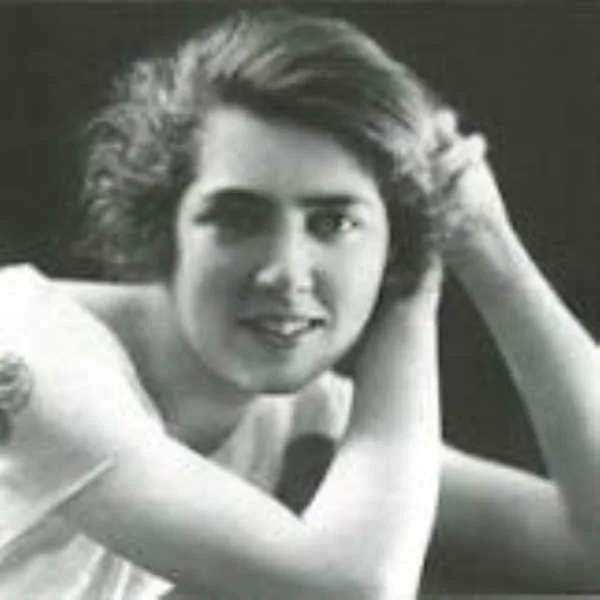 Alicia Cañas