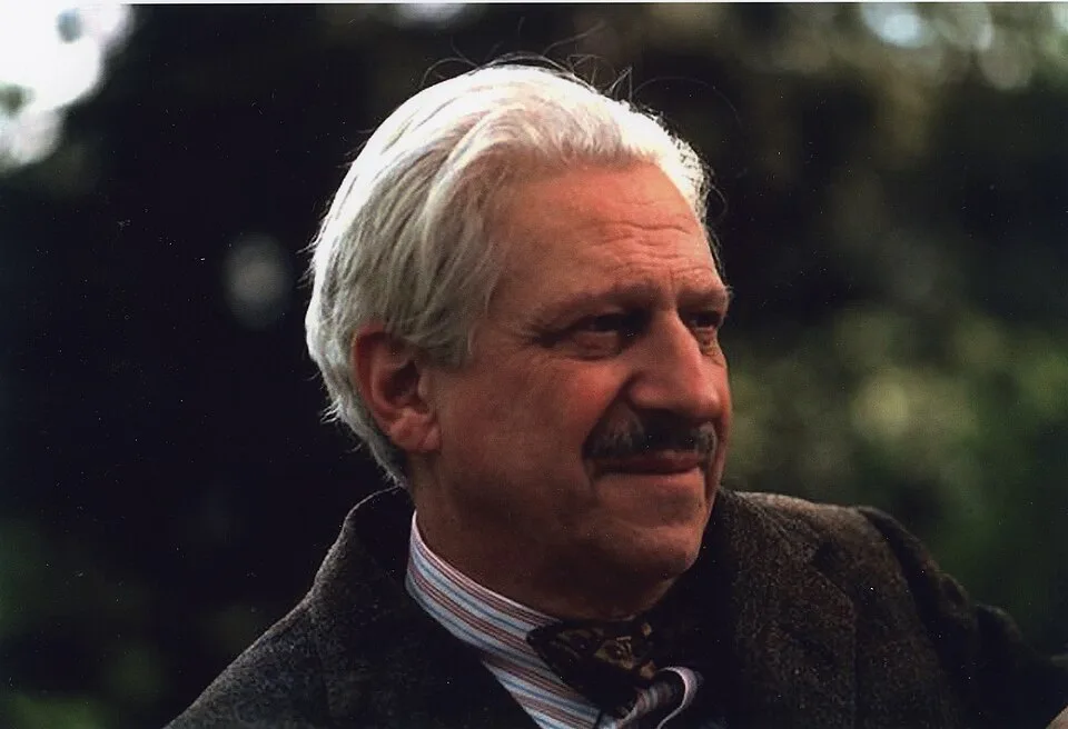 Bernard Cohen