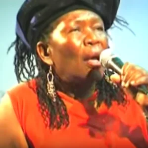 Zena Bacar