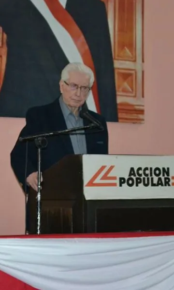 Javier Alva Orlandini