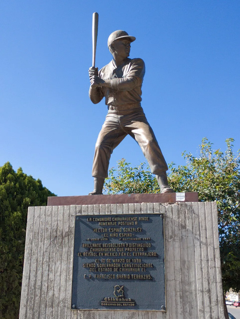 Héctor Espino