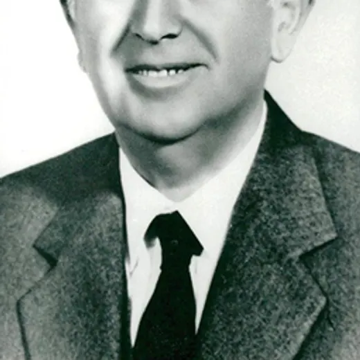 Adil Çarçani