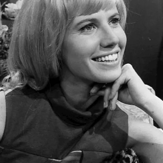 Leslie Charleson