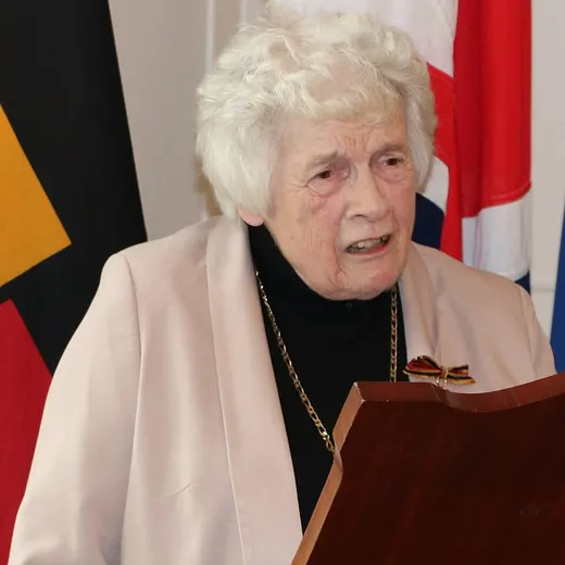 Anthea Bell