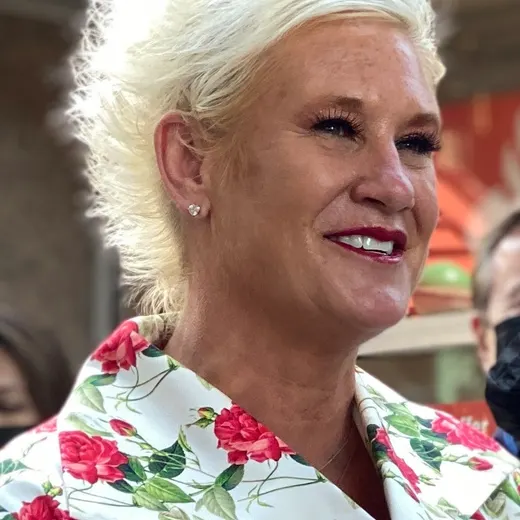 Anne Burrell